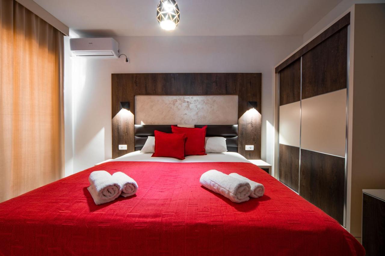 David Lux Beach Rooms Dobra Voda Ngoại thất bức ảnh